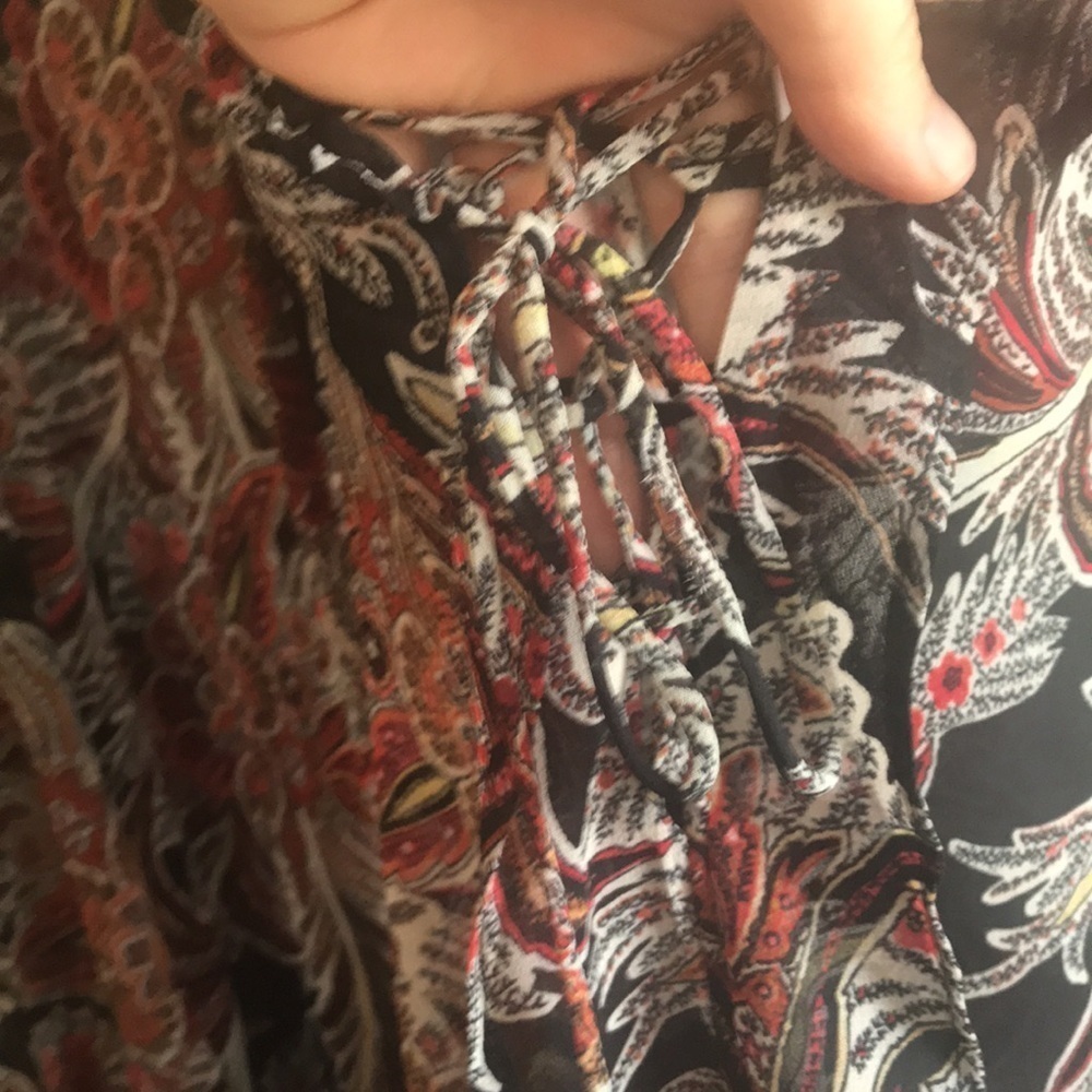 Mango ruffle bow blouse. Sheer lace up front. Floral. Bishop sleeve plus sz 4XL - Picture 5 of 10